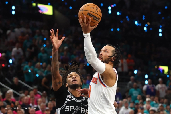 Brunson Shines as Knicks Rally Past Spurs to Seize Game 1 of NBA Finals